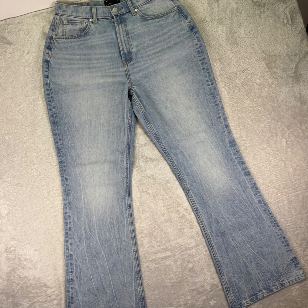 ASOS DESIGN‎ Women's Flare Jeans Size 30/32 Light Wash High Rise Stretch Hippie